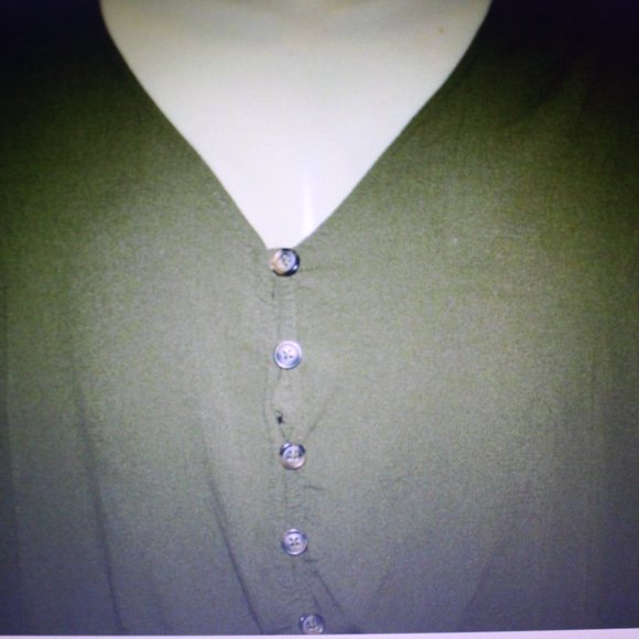 Live 4 Truth Women's Short Sleeve Top Gathered Waist Size 1X - Picture 2 of 5